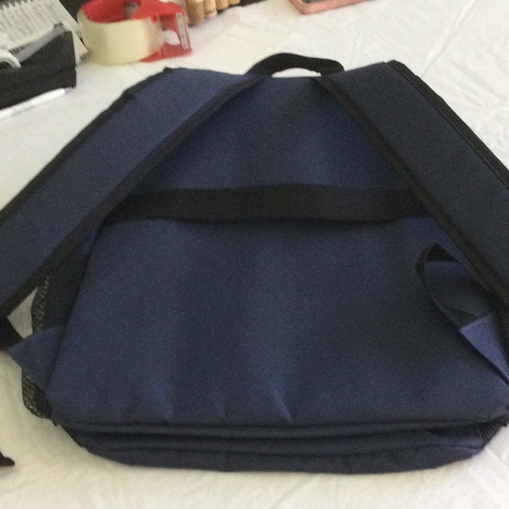 Navy Blue Backpack NWOT - Picture 4 of 4